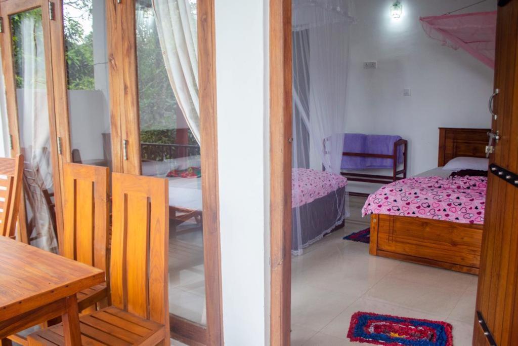 Amado Homestay Ella Buitenkant foto