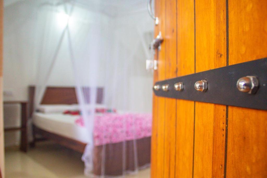 Amado Homestay Ella Buitenkant foto