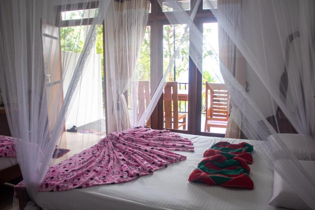 Amado Homestay Ella Buitenkant foto
