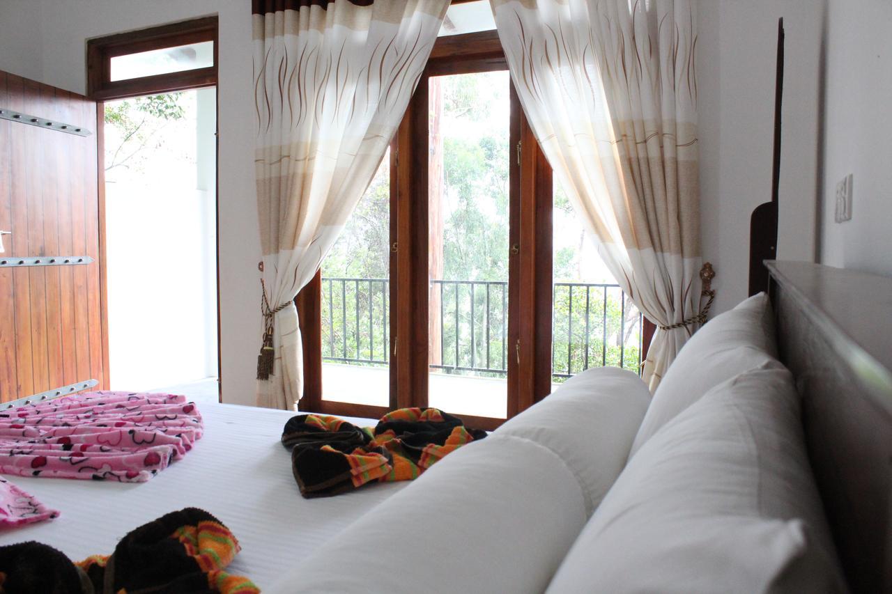 Amado Homestay Ella Buitenkant foto