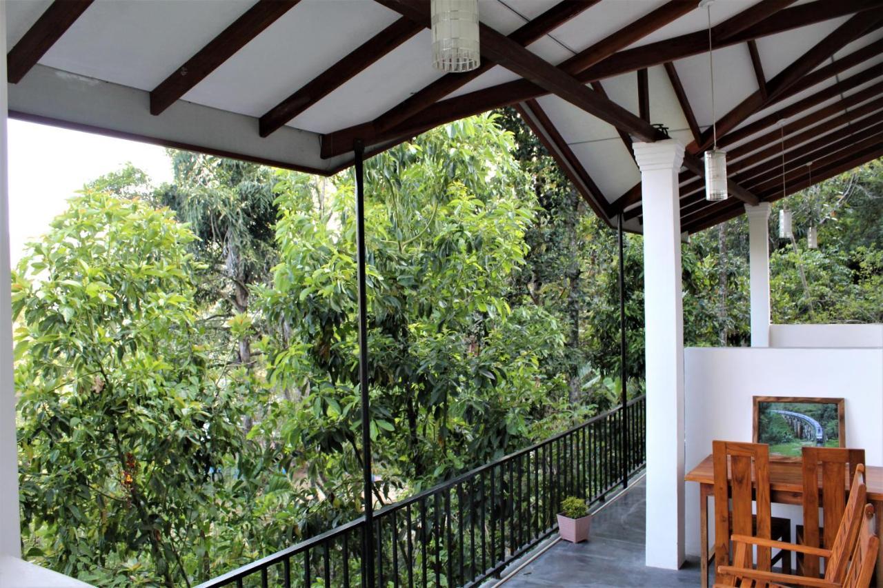 Amado Homestay Ella Buitenkant foto