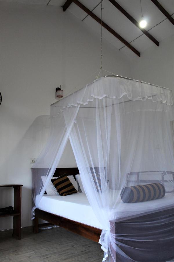 Amado Homestay Ella Buitenkant foto